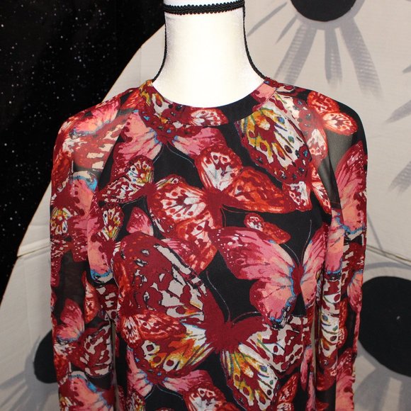 butterfly print shift dress Pearle 88 long sleeve A line bell sleeves back cut - Picture 2 of 8